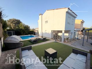 Xalet  Calle garbell. Precioso chalet con piscina, garaje, barbacoa y terraza