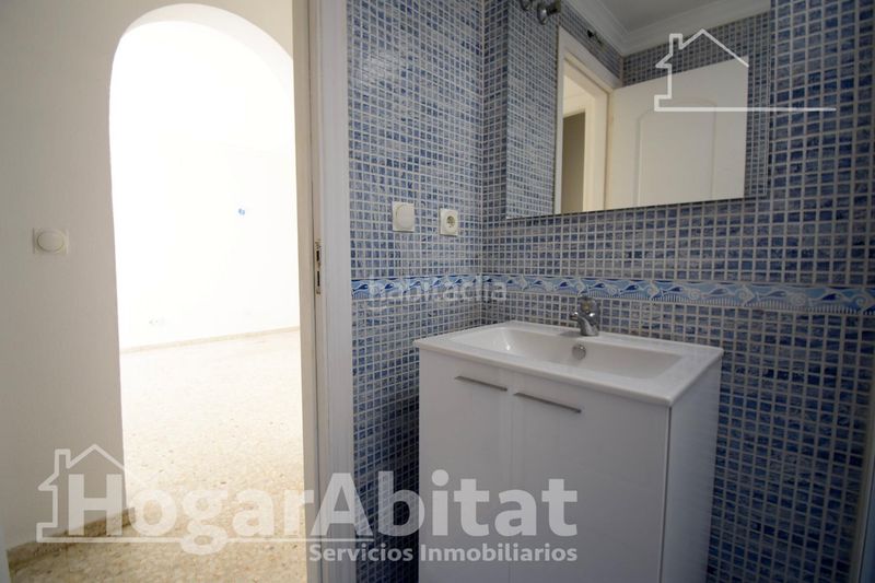 Foto 0be18937-5e5d-4b32-8c42-f5b1dc88c7f4. Casa adossada amb calefacció aparcament a Les Bassetes - El Marjal Dénia