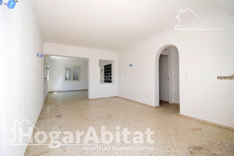 Foto 46180f07-333c-40fa-afb0-1593c4c65fa3. Casa adossada amb calefacció aparcament a Les Bassetes - El Marjal Dénia