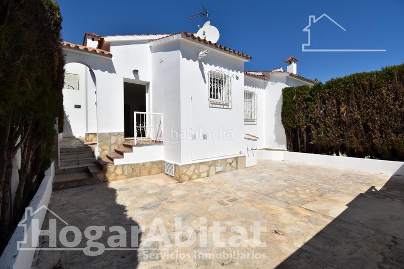 Foto 56f4f58f-93ae-41b7-99f6-deaa7b856a12. Casa adossada amb calefacció aparcament a Les Bassetes - El Marjal Dénia