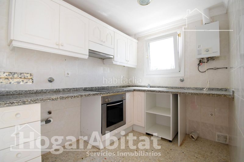 Foto 5b3d92e2-2d79-41e3-b8dd-882dc044d982. Casa adossada amb calefacció aparcament a Les Bassetes - El Marjal Dénia