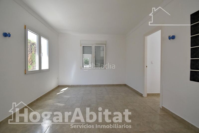 Foto e22eff30-6a57-4c79-990b-c32b073ea7cb. Casa adossada amb calefacció aparcament a Les Bassetes - El Marjal Dénia