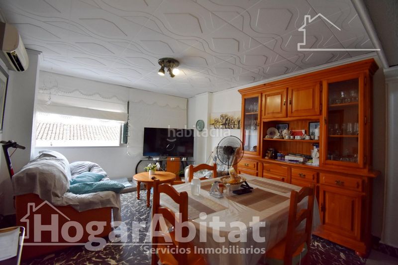 Foto f5f67ce8-ea78-4834-bf82-2421acff9892. Pis a Almoines