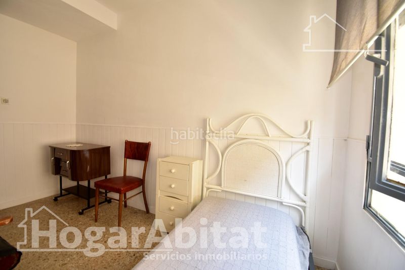 Foto e9cfd8cf-77bb-4aff-a622-39a80b62f64b. Pis a Oliva pueblo Oliva