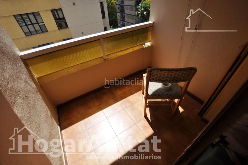 Foto e4e155f7-da26-4551-a8d6-df809ea2c38f. Pis amb calefacció aparcament a Ciutat Jardí Valencia