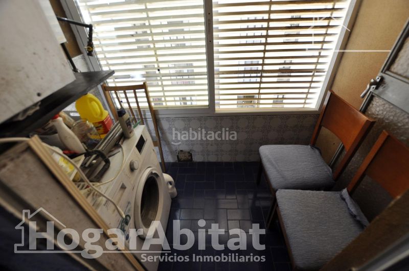 Foto f67db69b-67c6-4de5-ab0a-9d8438dacce5. Pis amb calefacció aparcament a Ciutat Jardí Valencia