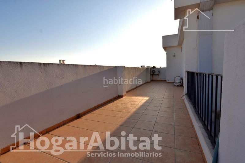 Foto bb3eb832-1daa-4943-886d-61d236275dc4. Àtic amb calefacció a Albal