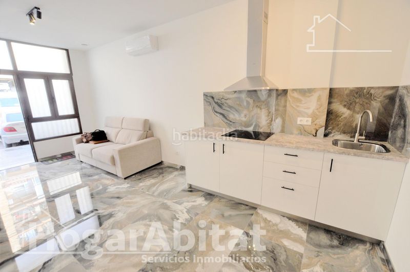Foto cbd4b1f3-978d-42f0-abe1-a3fbf6e0a653. Pis a Barrio Benicalap Valencia