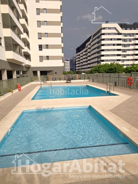 Foto 47960df3-ab2b-49d9-9f58-985bf996b72c. Pis amb calefacció aparcament piscina a Quart de Poblet