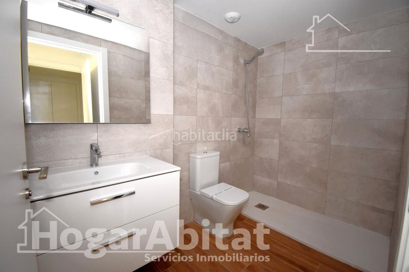 Foto fba12667-296d-44a3-91e3-d185f6bb477a. Pis amb calefacció aparcament piscina a Quart de Poblet