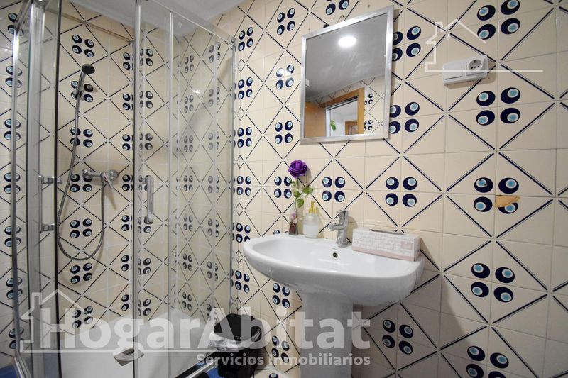 Foto ca6b6281-b0ed-4565-ad59-d4fe949b698b. Pis a Corea Gandia