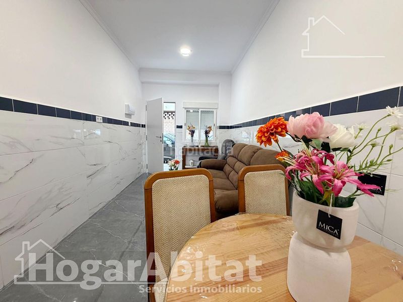 Foto a2997201-93f9-4dc3-94b4-a04a842ab3fd. Local comercial a Nuevo Centro Sagunt
