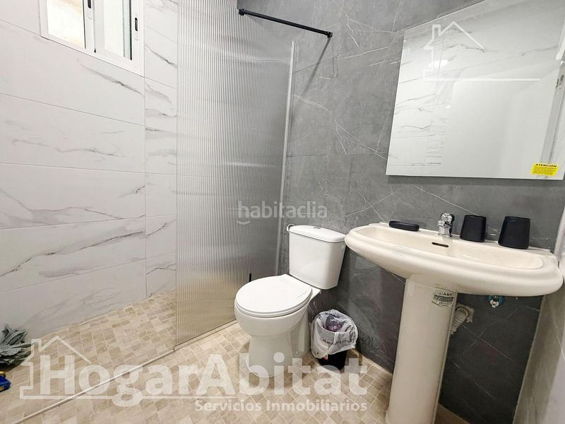 Foto a8e8159a-1ac5-4697-928d-8cbf404a5685. Local comercial a Nuevo Centro Sagunt