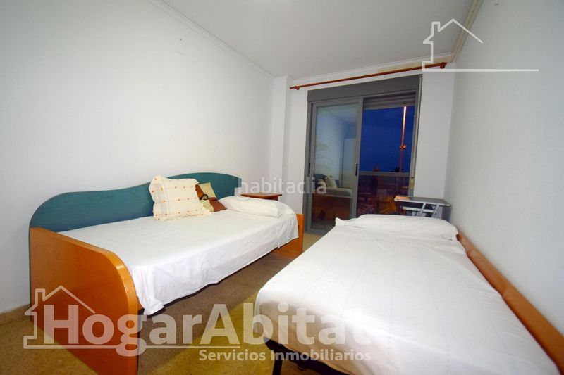 Foto 2c3f3794-7962-4ae6-9eb3-7ebd501d90a8. Pis amb aparcament a Las Islas Sagunt