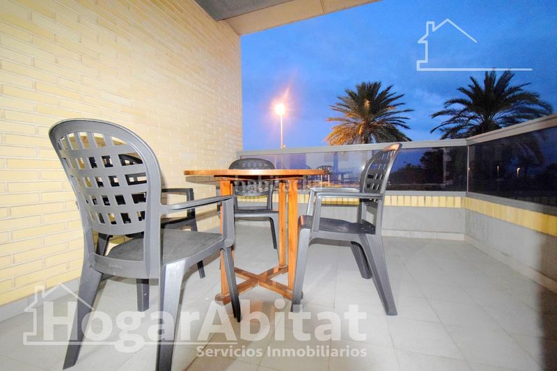 Foto facde764-4d84-44b9-bc98-30a18116d5dc. Pis amb aparcament a Las Islas Sagunt