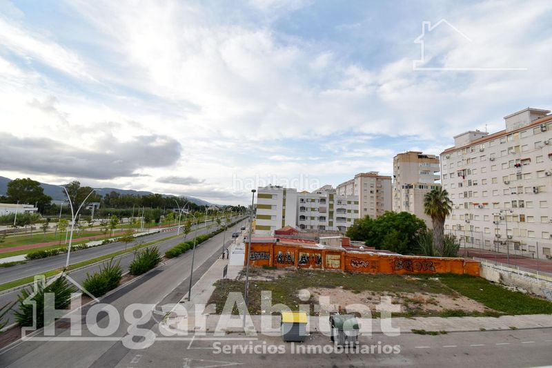 Foto cb8c52fc-5b21-4672-87ea-f033ec436a20. Àtic amb calefacció aparcament piscina a Playa de Gandía Gandia