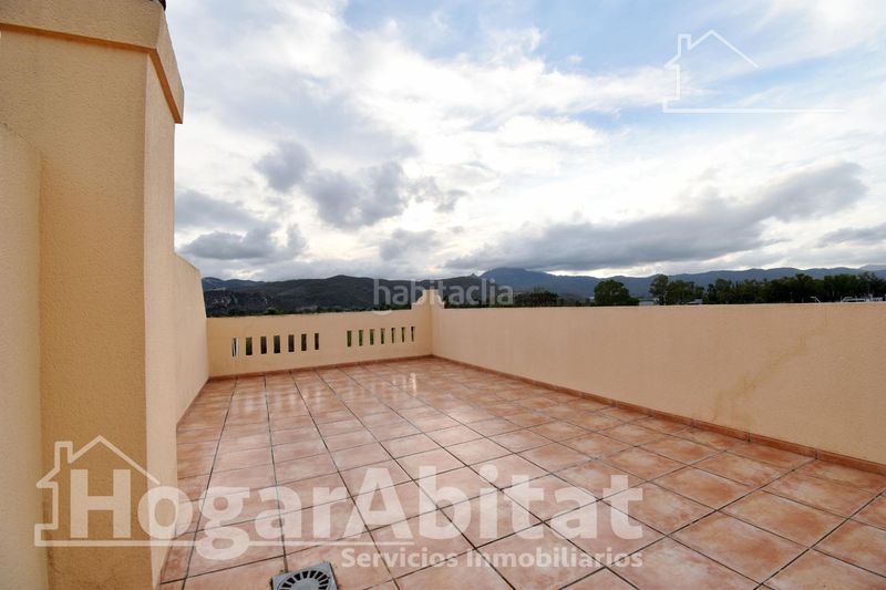 Foto e88d4d86-f4b5-408e-9009-c4c11df48a09. Àtic amb calefacció aparcament piscina a Playa de Gandía Gandia