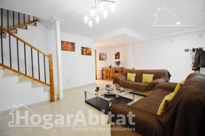 Foto 43952c2b-31db-4185-bc1e-32e34909e5e6. Casa adossada amb calefacció aparcament piscina a Cullera