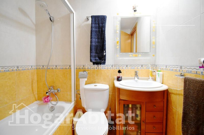 Foto aa5a0109-0305-48a5-9326-a06d6ac0b078. Casa adossada amb calefacció aparcament piscina a Cullera