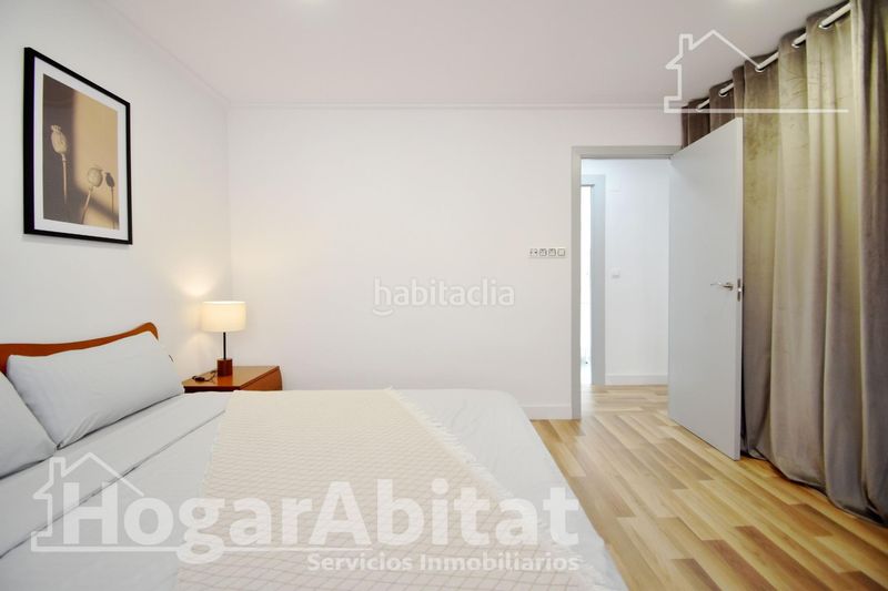 Foto 3b70593f-d3eb-45d0-98fd-5cd165922c92. Pis a pueblo de Cullera Cullera