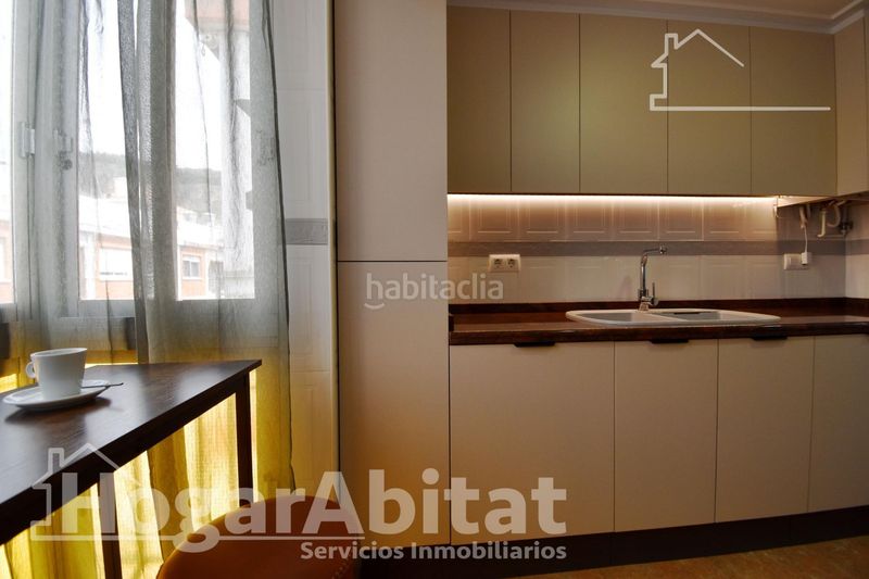 Foto ac066c14-9fc8-4ce5-982d-082374b5bf52. Pis a pueblo de Cullera Cullera
