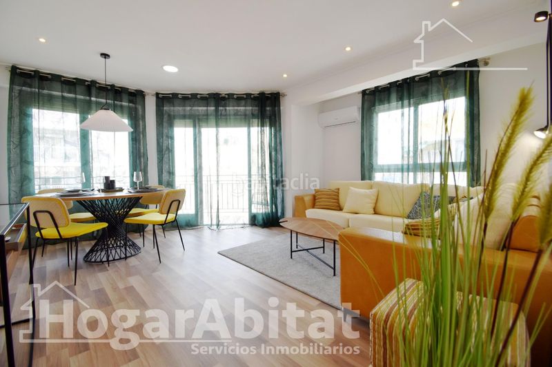 Foto bd3fff7f-aa7d-4668-b2ed-8396da3dbeda. Pis a pueblo de Cullera Cullera