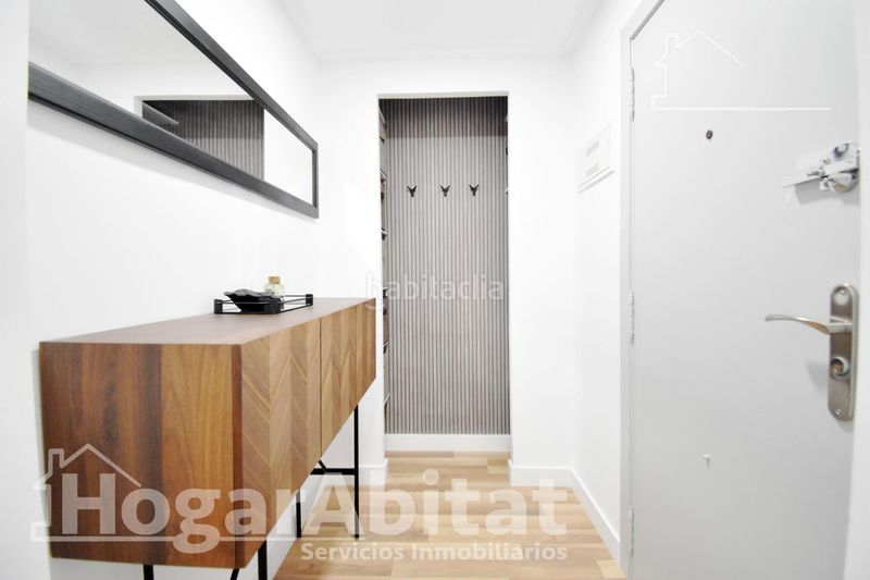 Foto db6986f0-b93d-4e25-a72d-cc5b4f23847b. Pis a pueblo de Cullera Cullera