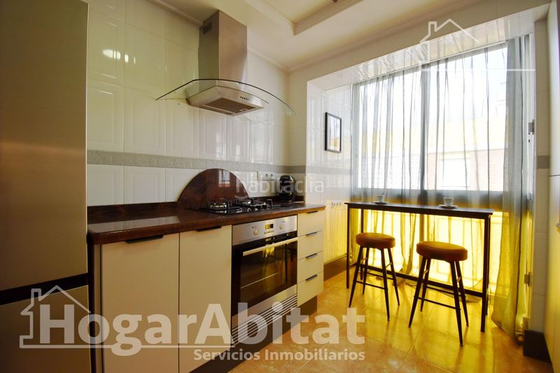 Foto f98cc910-4cb1-4247-b88e-8ae91c5cb8ee. Pis a pueblo de Cullera Cullera
