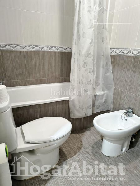 Foto 60c236c2-2b72-4229-9547-17880c0d070a. Pis a playa puerto de Sagunto Sagunt