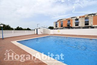 Reihenhaus  Camino om blanc. Estupendo adosado seminuevo cerca de la playa con doble terraza,