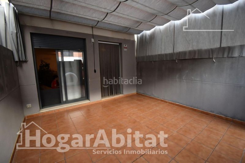 Foto 175f420f-0b2c-4e85-879e-c2ff1d4499bc. Casa adossada amb aparcament piscina a Playa-Ben Afeli Almazora / Almassora
