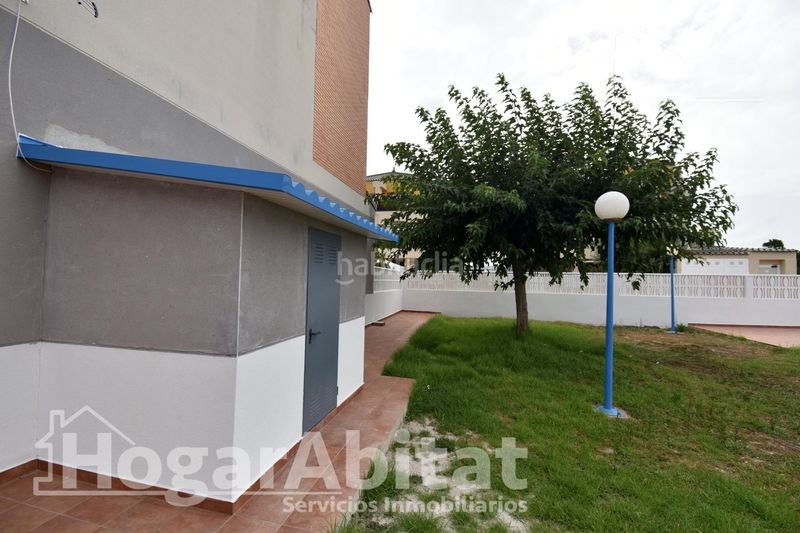 Foto ef30e30a-a7a0-474f-a09f-49fa9a1c4e92. Casa adossada amb aparcament piscina a Playa-Ben Afeli Almazora / Almassora