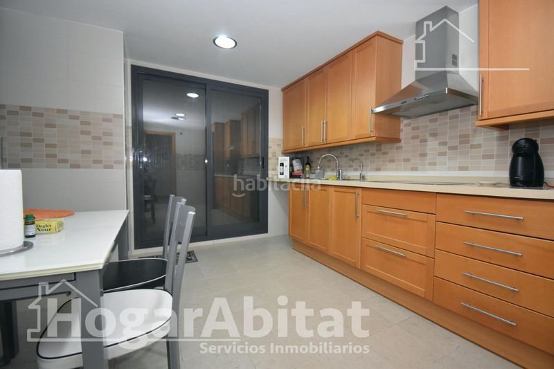 Foto 0d935a4d-3315-44fa-b6e3-480b12800855. Pis amb aparcament piscina a Centro Almazora / Almassora