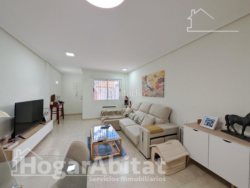 Foto 98e010d6-6997-4779-b6c2-7e7513be1c71. Pis amb aparcament piscina a Los Arenales del Sol Elche / Elx