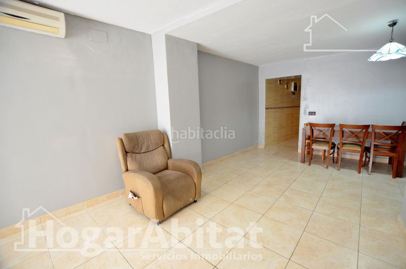 Foto c7e66d7c-8488-4613-8e07-8985a51e156c. Casa adossada amb calefacció a Bellavista-Capiscol-Frank Espinós San Juan de Alicante