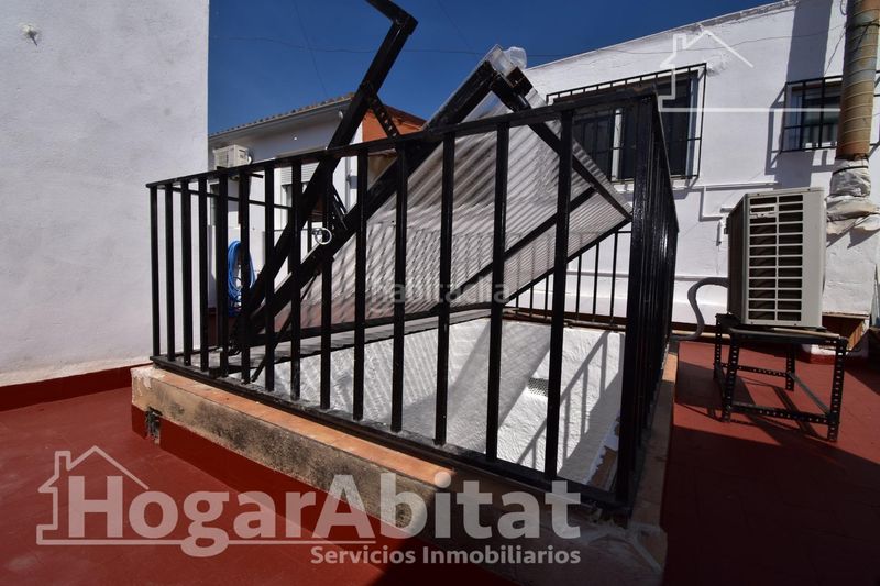 Foto 29b22edc-7568-403e-894c-512b254fdcc9. Casa amb calefacció a Catarroja