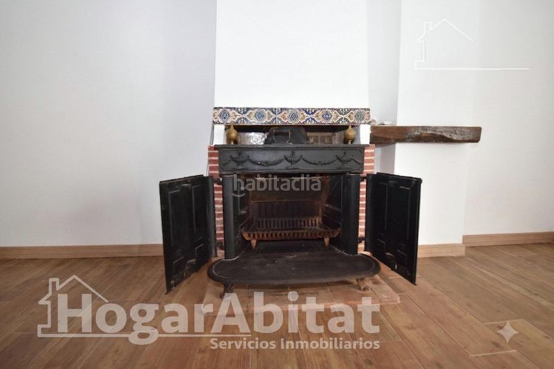 Foto a941b63e-77c6-4162-9d2a-eebe1e62f18d. Casa amb calefacció a Catarroja
