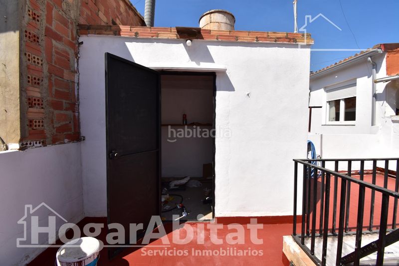 Foto 332a673d-4cb1-47b0-b469-e93d226a7cfe. Casa amb calefacció a Catarroja