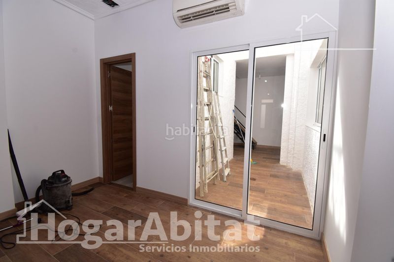 Foto 73aa9e6d-ae9e-4130-88de-dbb9b3a6dcd8. Casa amb calefacció a Catarroja