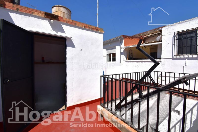 Foto fb6a7285-b1b7-4c2e-ae91-4626f4694ece. Casa amb calefacció a Catarroja