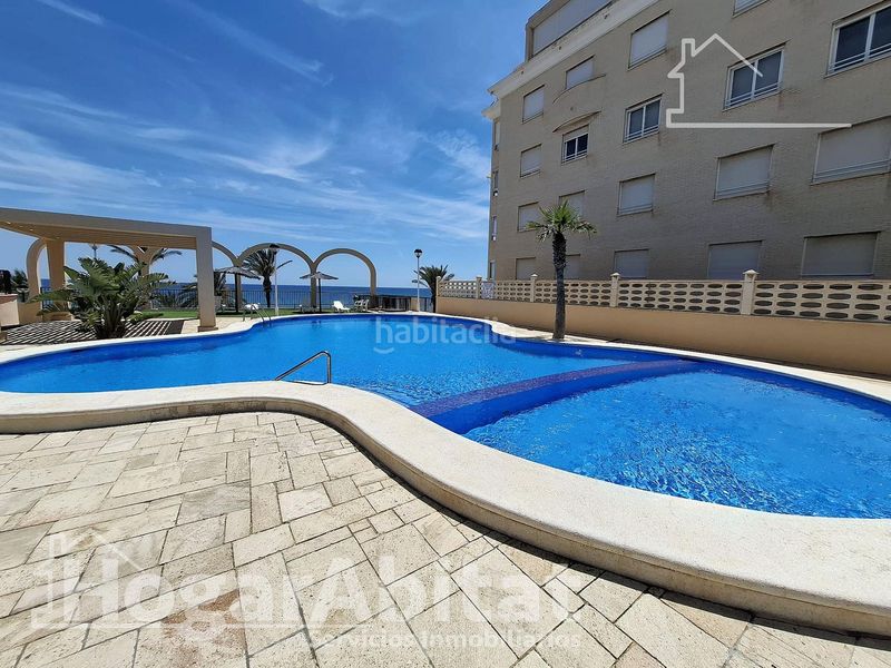 Foto ba54e841-7260-44d2-98df-93a4e1351a15. Pis amb calefacció aparcament piscina a Playa Muchavista Campello (el)