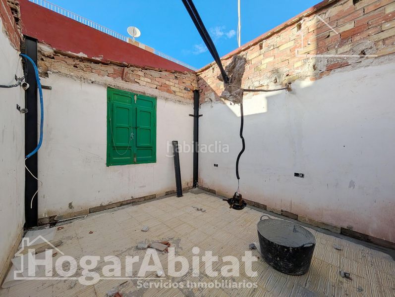 Foto 2d39482f-a378-4757-b411-ee92d7a2ba8c. Casa magnífica vivienda! acogedora y luminosa con terraza y balcón, en el centro en Santa Pola