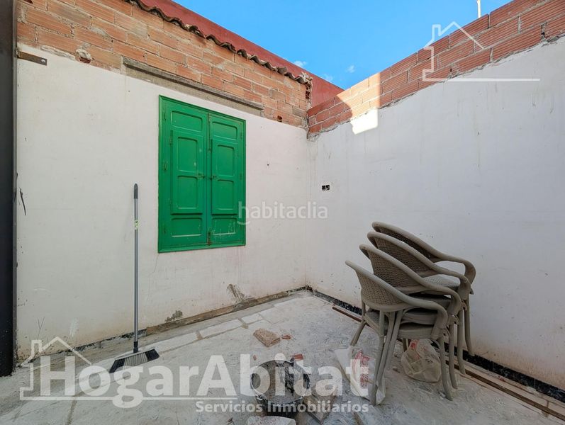 Foto 9ddf9f14-246c-4a82-a63e-3d5d9785737a. Casa magnífica vivienda! acogedora y luminosa con terraza y balcón, en el centro en Santa Pola
