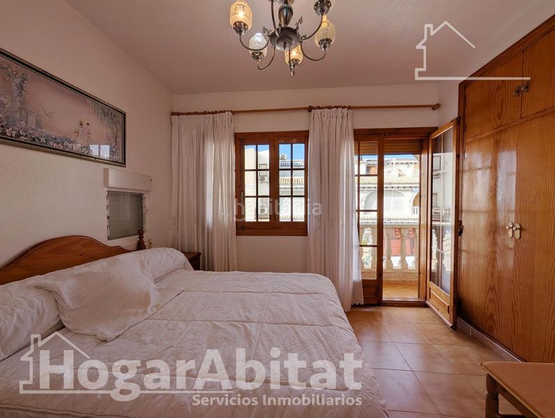 Foto 07a55170-76c4-484a-ac65-28c6e9c00047. Casa amb aparcament a Playa Tamarit-Playa Lissa Santa Pola