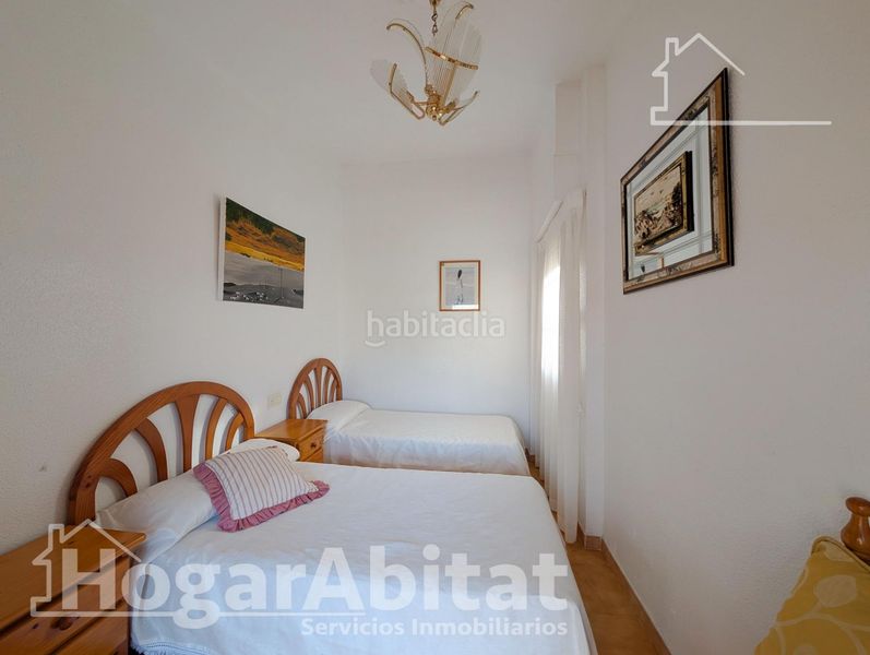 Foto f774c25f-f542-4d2c-9f7a-5c453a39f227. Casa amb aparcament a Playa Tamarit-Playa Lissa Santa Pola