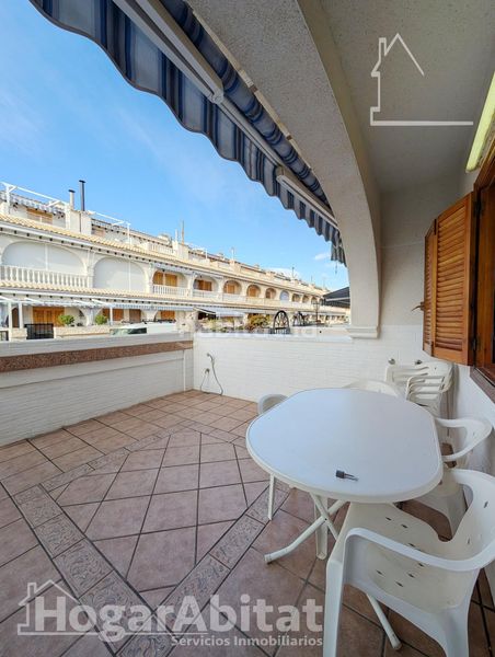 Foto fc433af6-ecd6-4a0c-a050-95bb4c7d44fd. Casa amb aparcament a Playa Tamarit-Playa Lissa Santa Pola