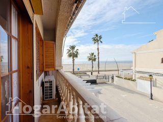 Casa  Calle ensayo general. Primera línea de playa! preciosa casa amplia en residencial con