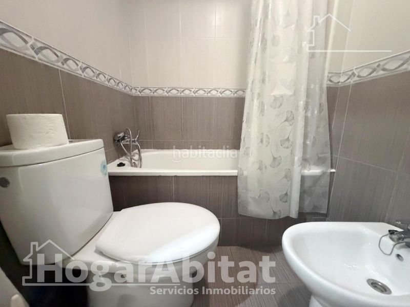 Foto bc45a19f-d049-4091-8b97-d0a806a92f58. Pis a playa puerto de Sagunto Sagunt