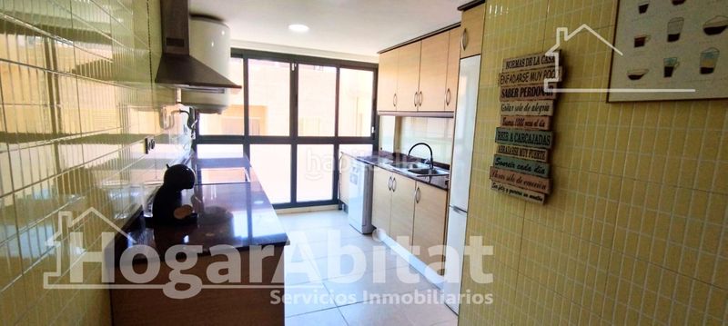 Foto 90a60881-803c-4f0e-921c-f5557fa4a34f. Pis a Centro puerto Sagunt