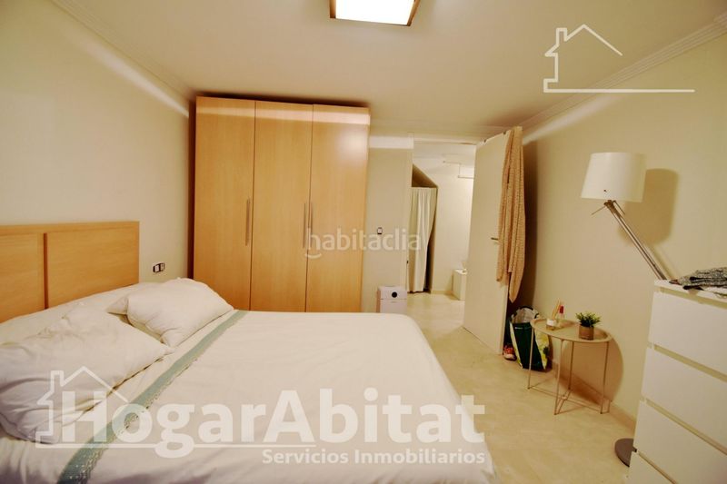 Foto 516ae8ca-22c8-4bb3-8e20-bffb2e8a5804. Casa adossada amb aparcament piscina a Oliva playa Oliva